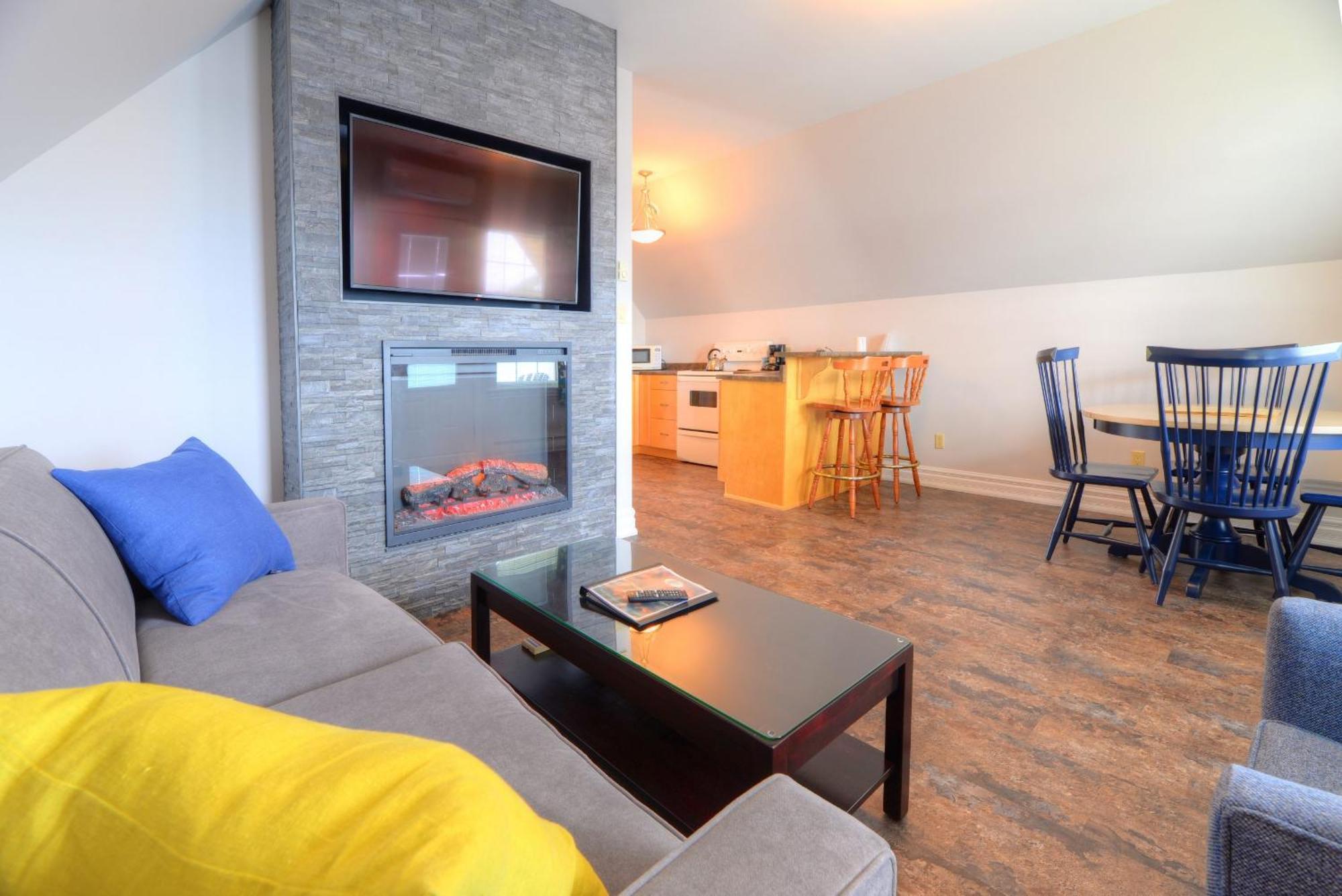Keltic Quay Cottages & Bayfront Lodge Whycocomagh Экстерьер фото