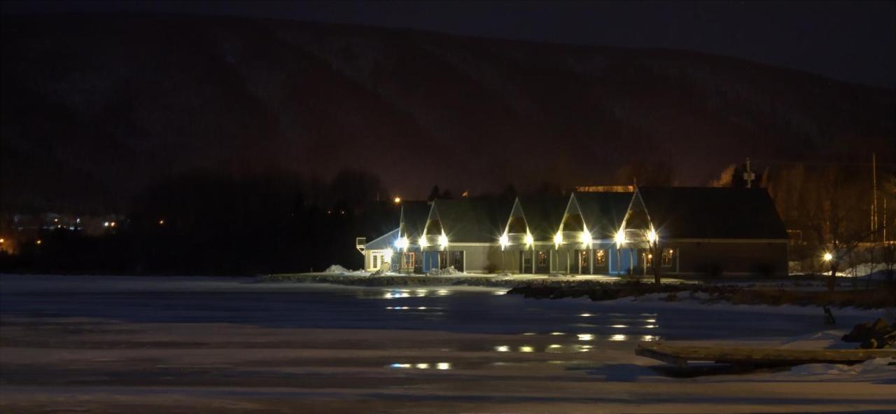 Keltic Quay Cottages & Bayfront Lodge Whycocomagh Экстерьер фото